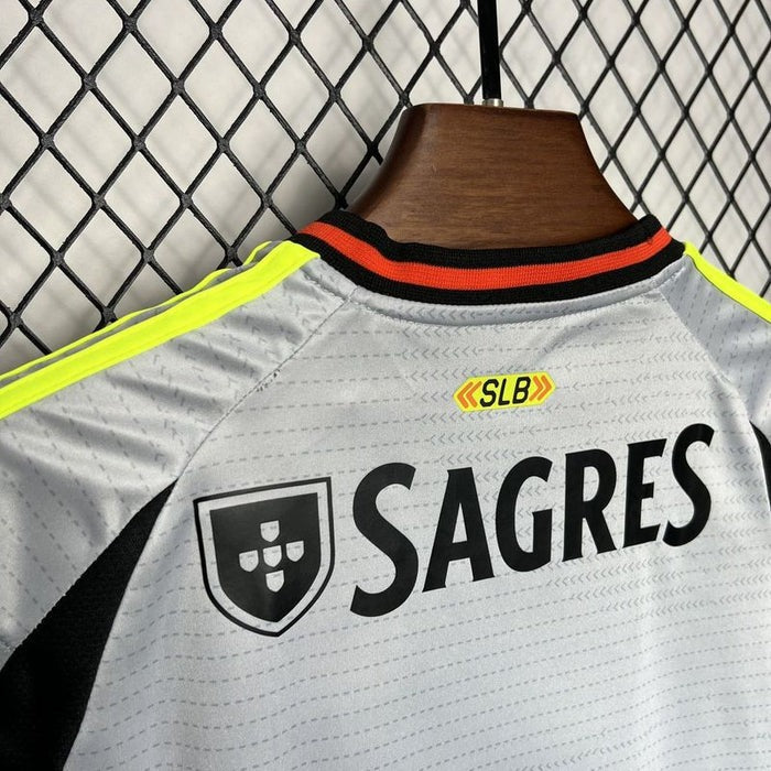 Niño Benfica 24/25 Tercera Equipación