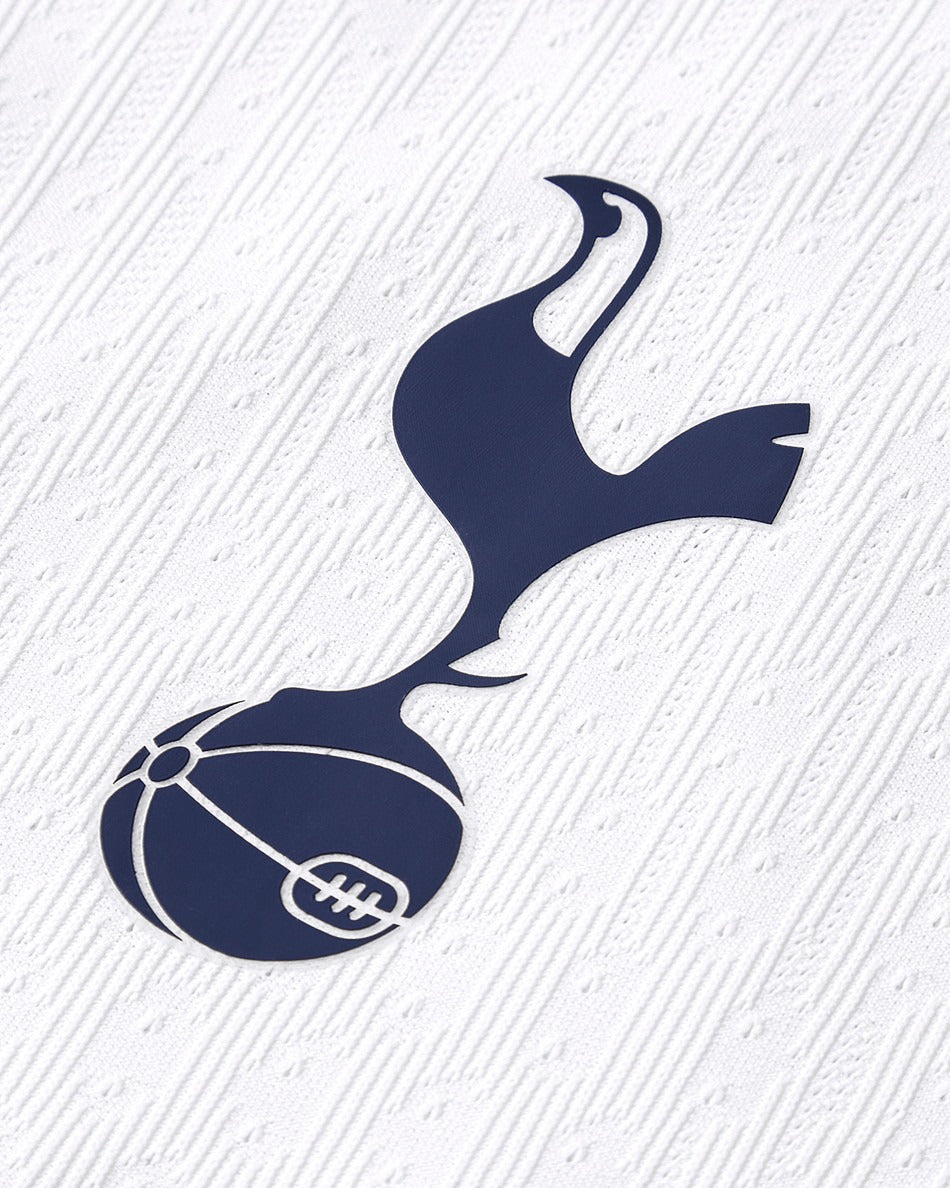 Niño Tottenham l 25/26