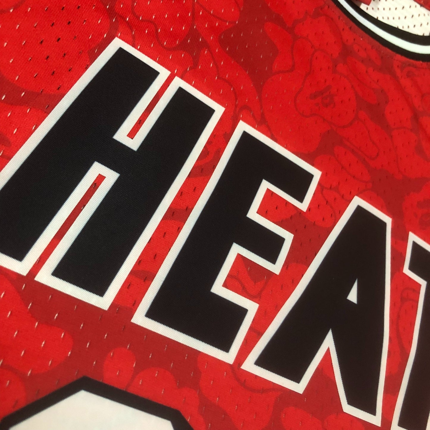 Regata Swingman BAPE X Miami Heat Mitchell & Ness Hardwood Classics 1993