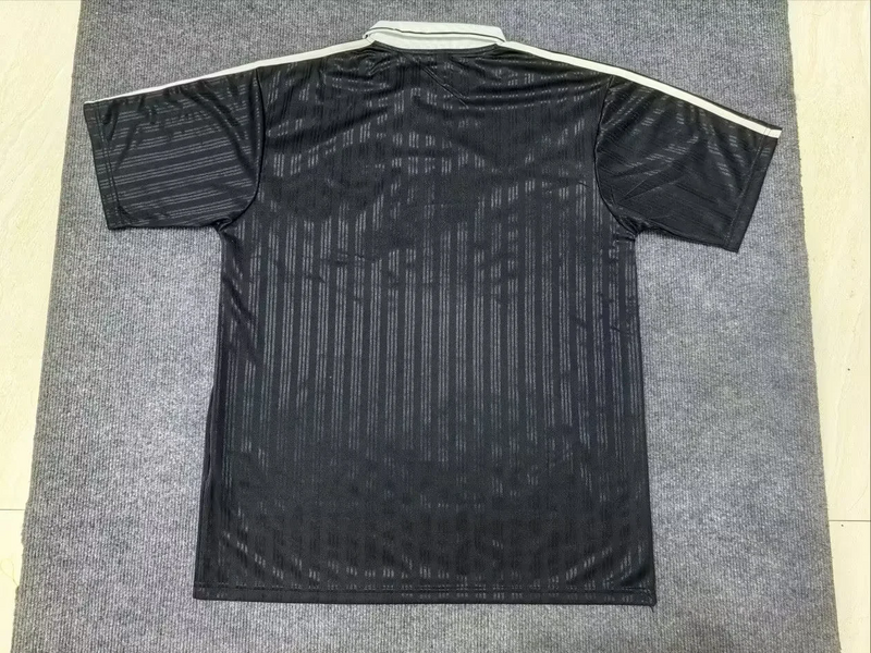 Camisa Adidas x Oasis
