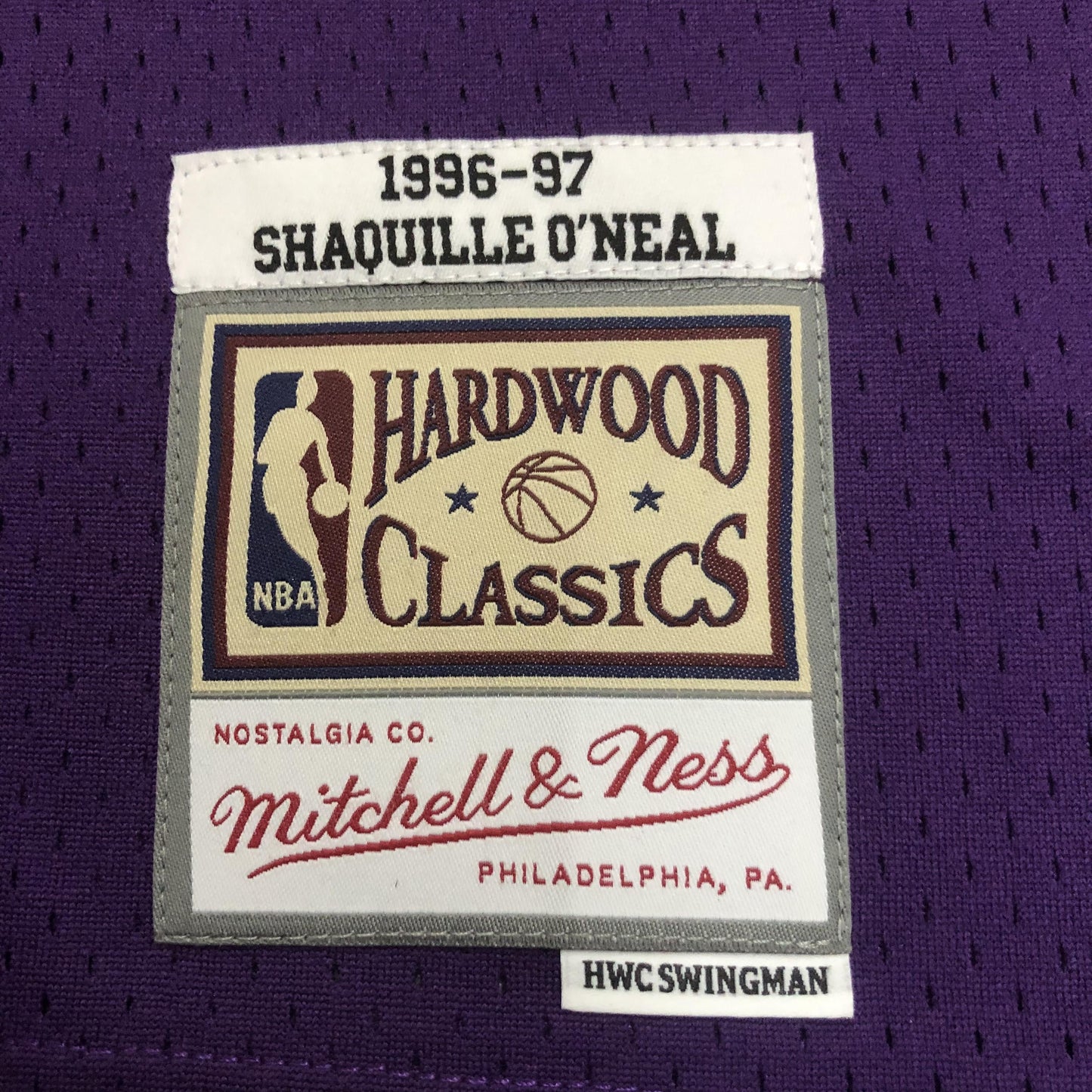 Regata Swingman Los Angeles Lakers Mitchell & Ness Roxa Hardwood Classics 1996/97