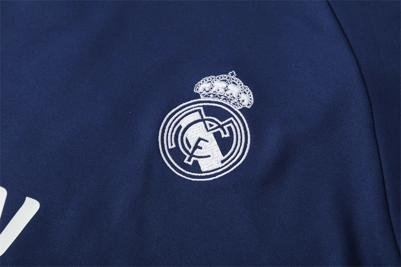 Real Madrid Manga Larga Entrenamiento suit 2016-17 Retro