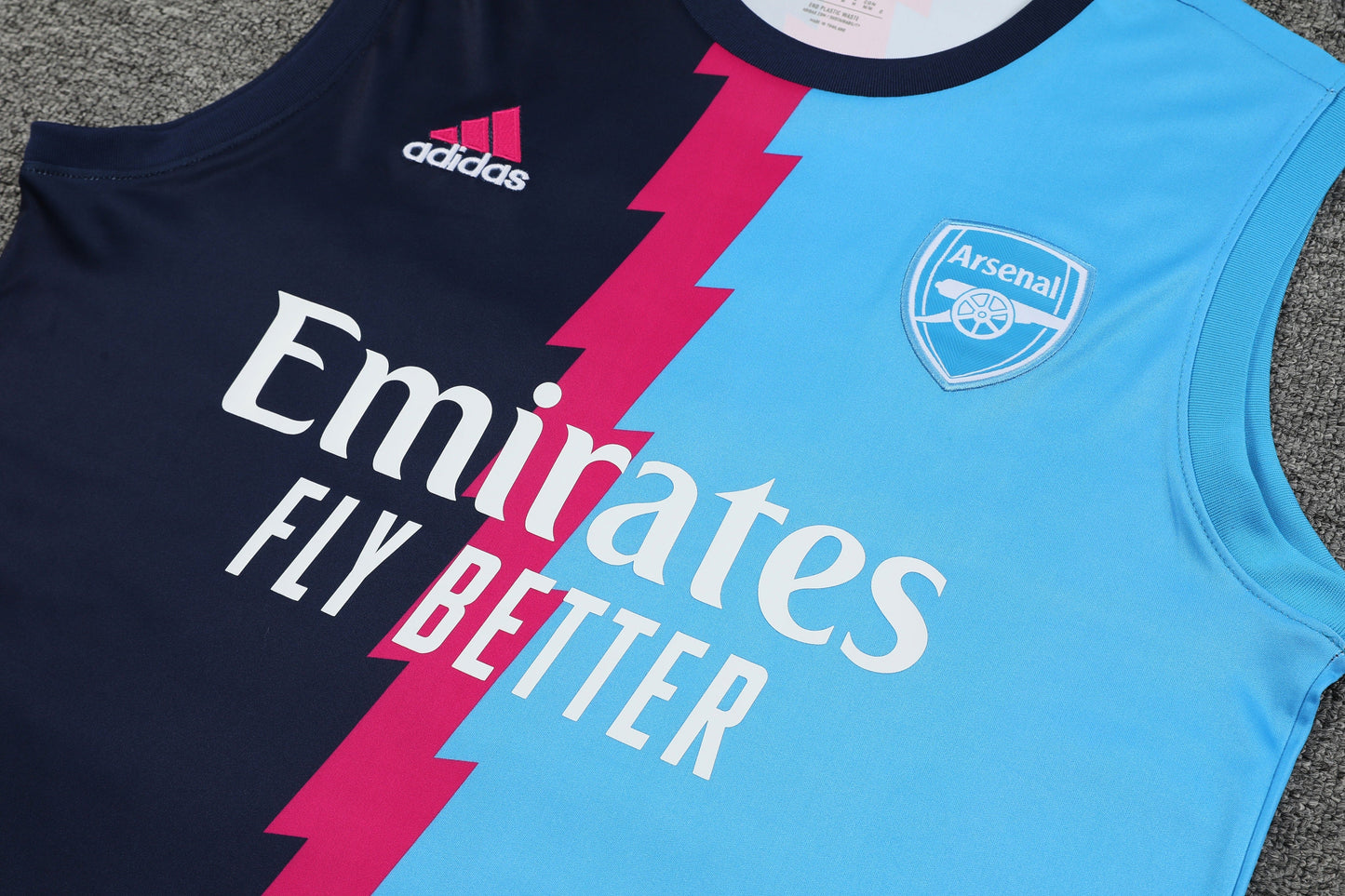 Kit Camisa Regata e Short Arsenal 23/24