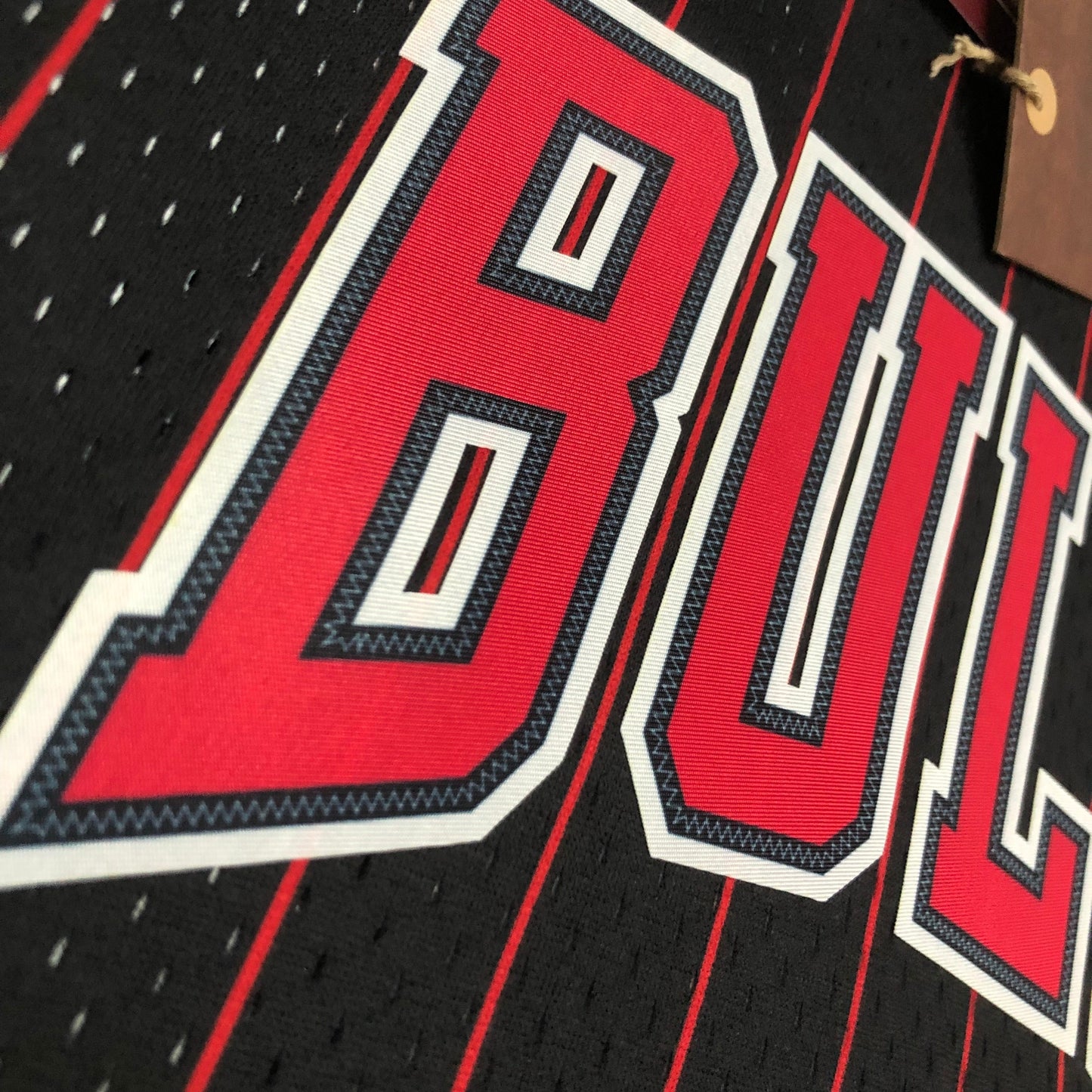 Regata Swingman Chicago Bulls Mitchell & Ness Hardwood Classics 1995/96 Preta/Vermelha