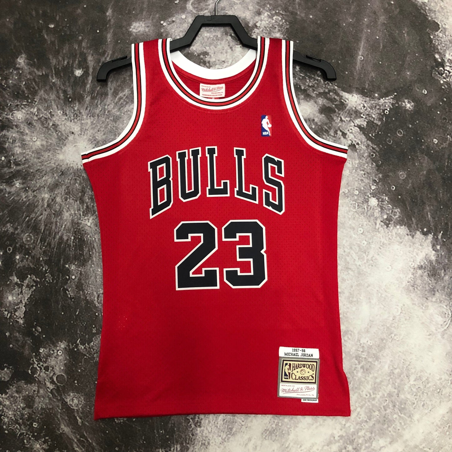 Regata Swingman Chicago Bulls Mitchell & Ness Hardwood Classics 1997/98 Vermelha