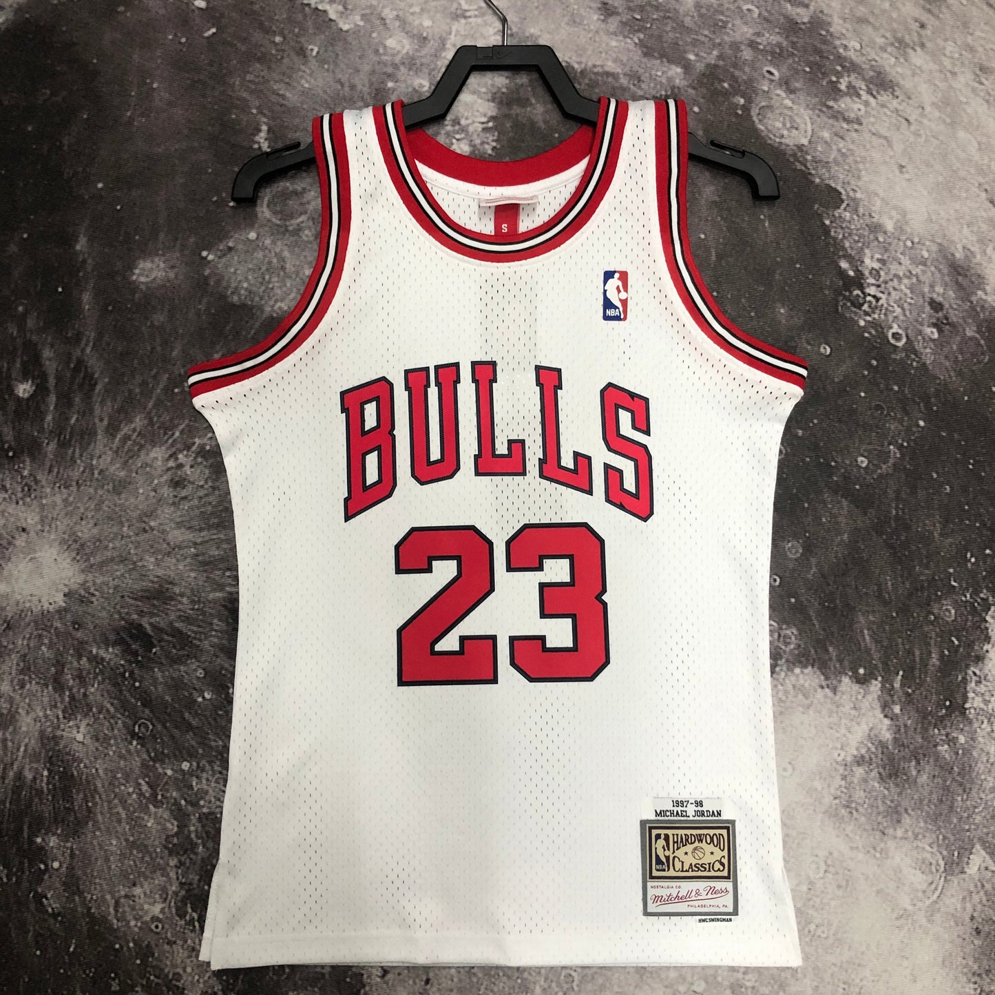 Regata Swingman Chicago Bulls Mitchell & Ness Hardwood Classics 1997/98 Branca