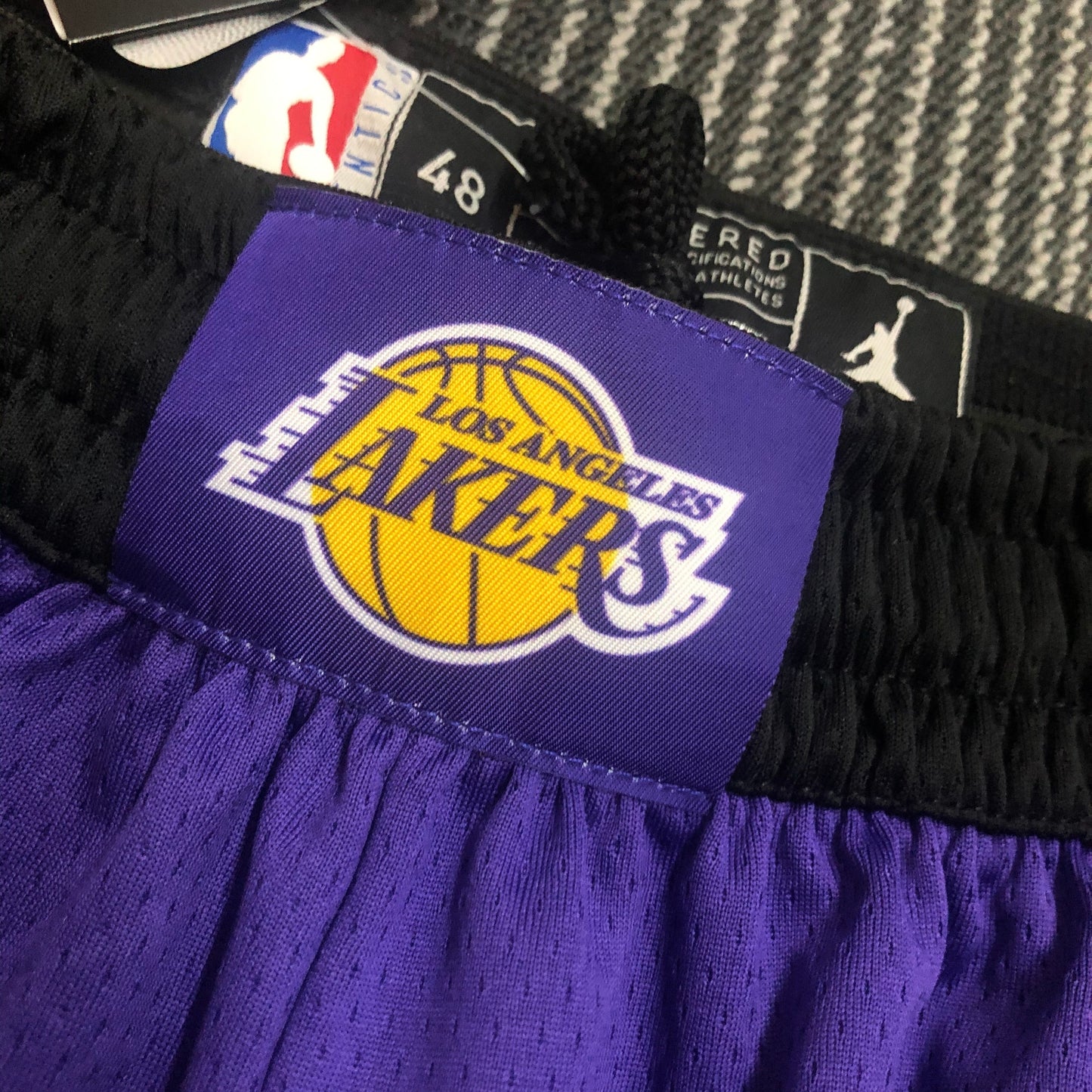 Short Los Angeles Lakers Statement Edition