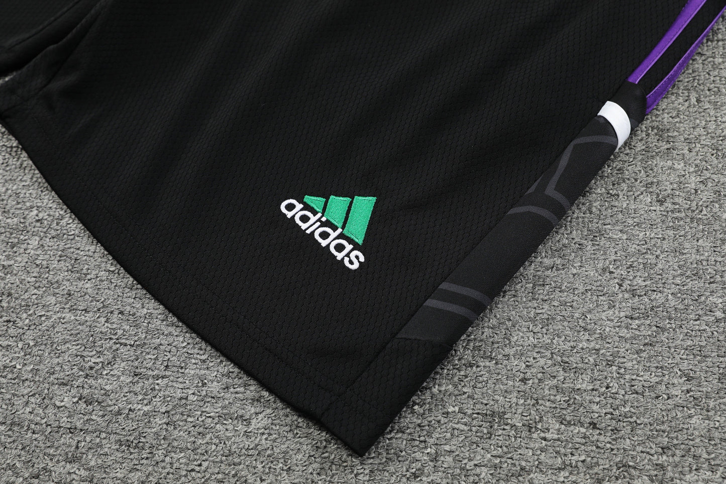 Conjunto de Treino Real Madrid 2023/24 I