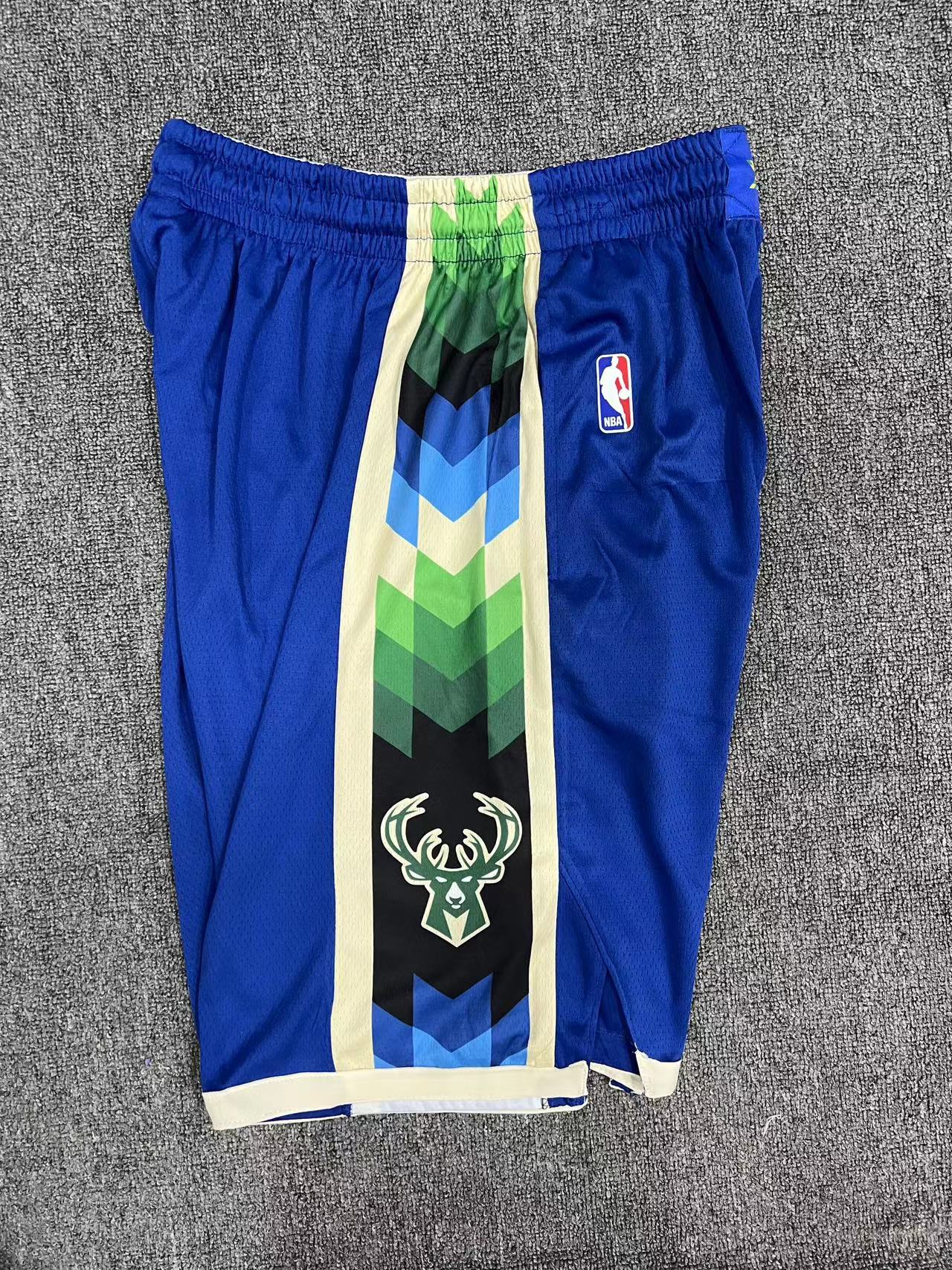 Short Milwaukee Bucks Nets City Edition 22/23