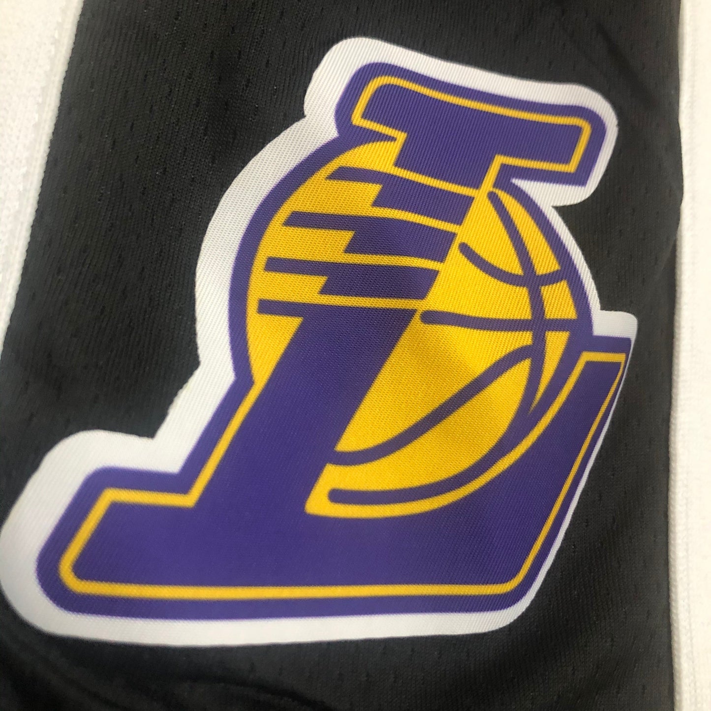 Short Los Angeles Lakers Statement Edition