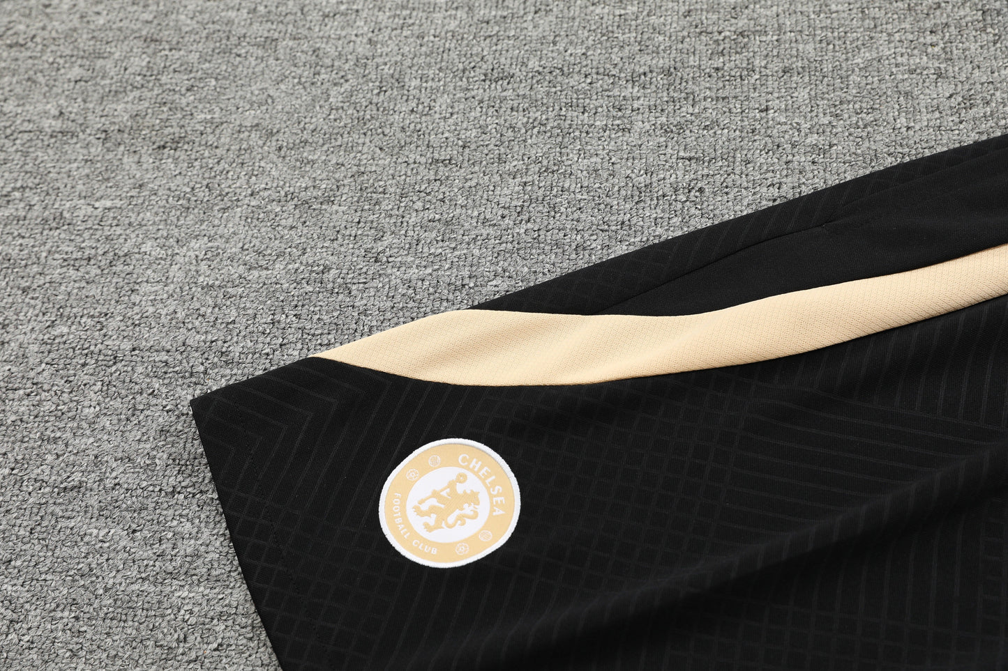 Kit de Treino Regata Chelsea 23/24 - Branco e Dourado
