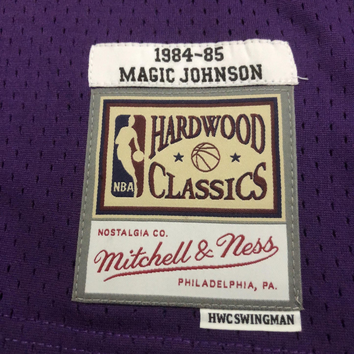 Regata Swingman Los Angeles Lakers Mitchell & Ness Roxa Hardwood Classics 1984/85