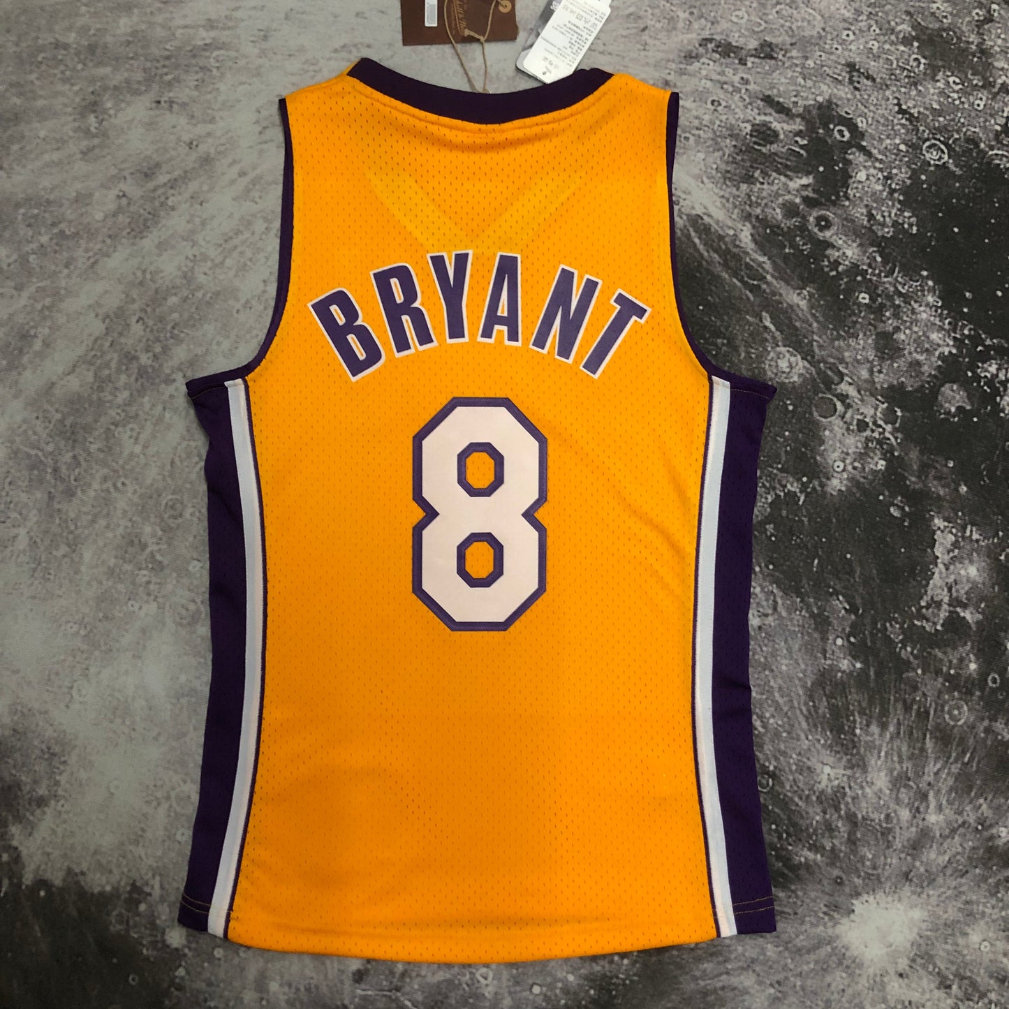 Regata Swingman Los Angeles Lakers Mitchell & Ness Amarela Hardwood Classics 1999/00