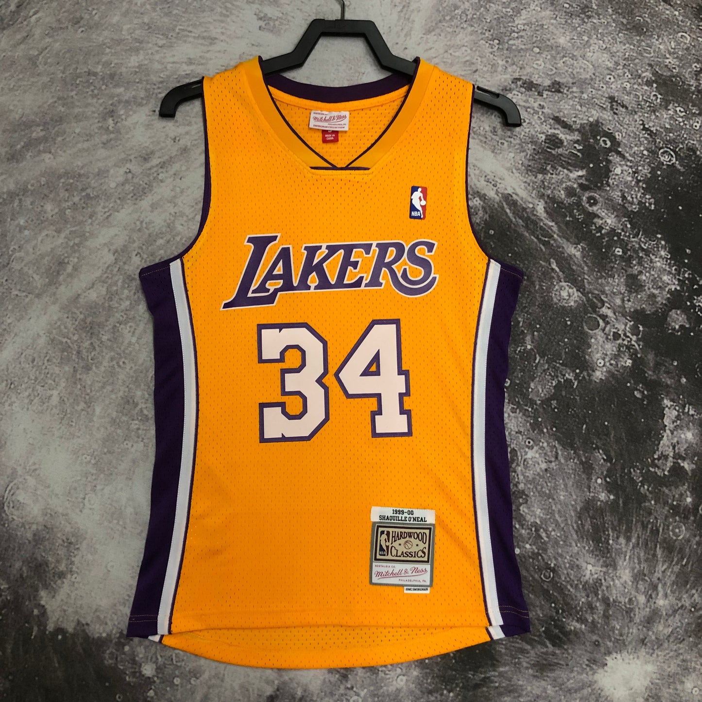 Regata Swingman Los Angeles Lakers Mitchell & Ness Amarela Hardwood Classics 1999/00