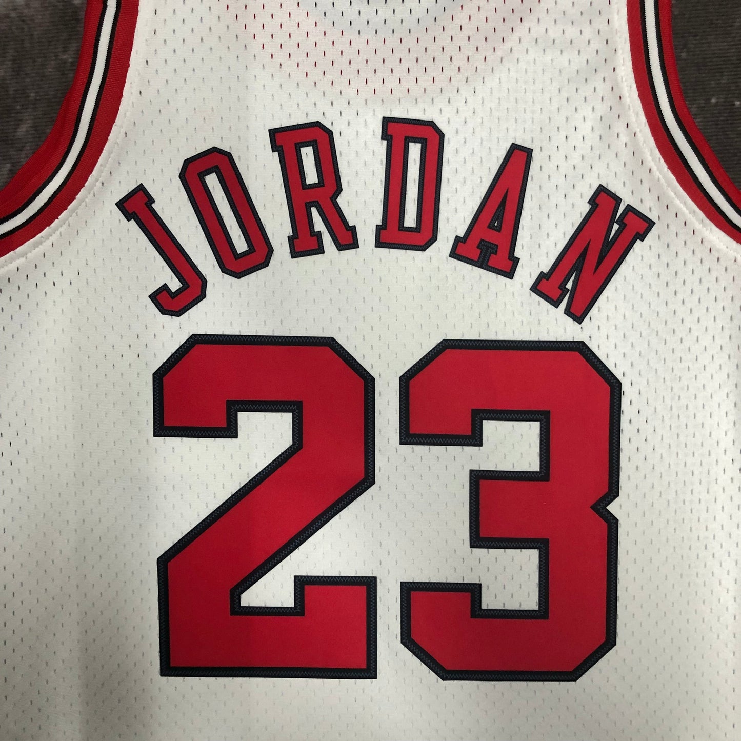Regata Swingman Chicago Bulls Mitchell & Ness Hardwood Classics 1997/98 Branca