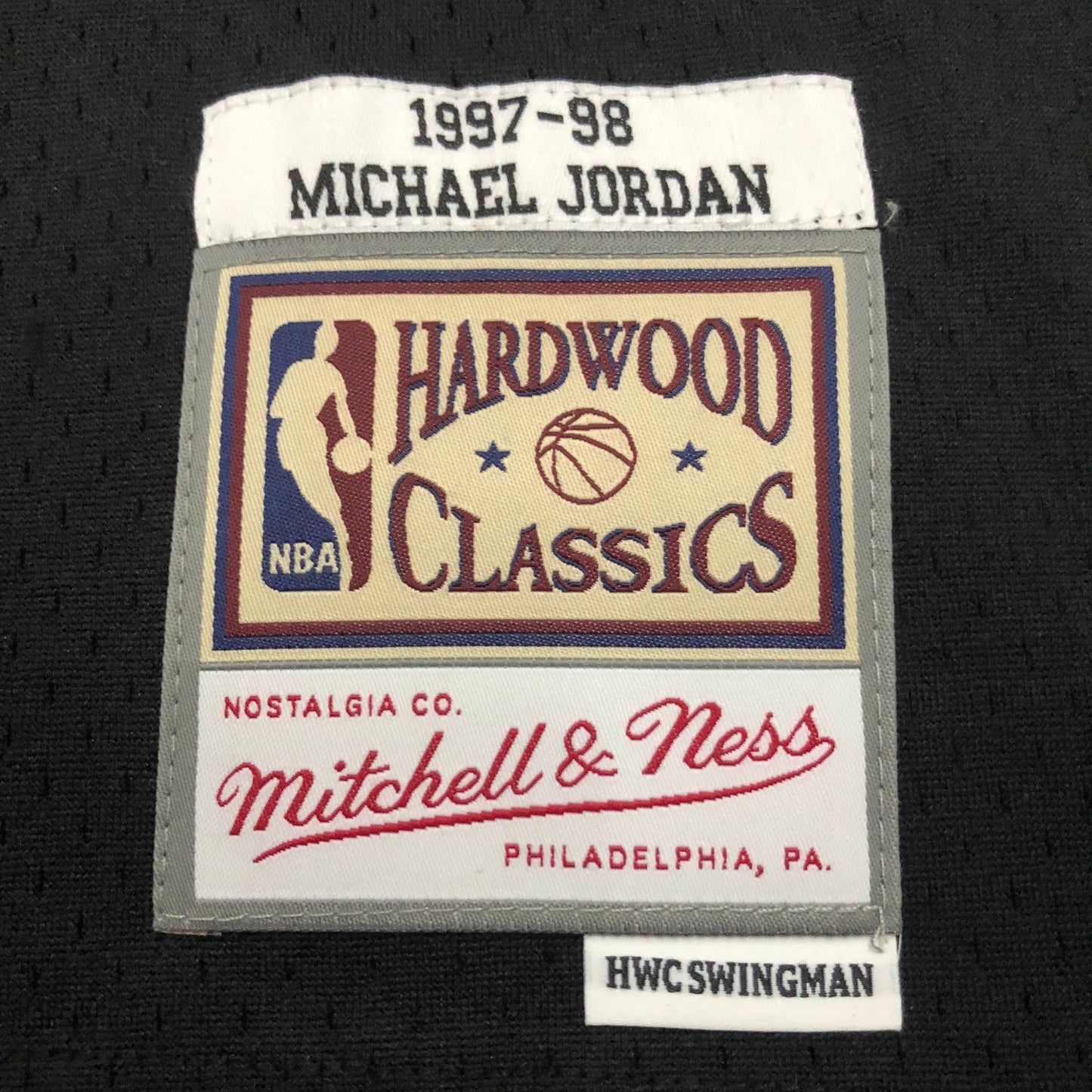 Regata Swingman Chicago Bulls Mitchell & Ness Hardwood Classics 1997/98 Preta