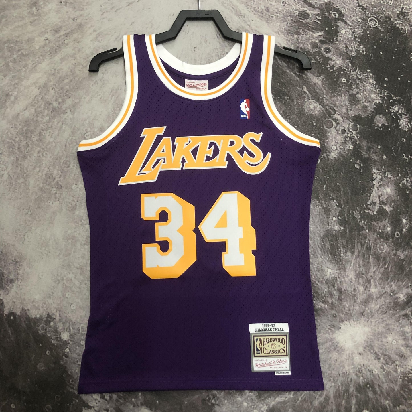 Regata Swingman Los Angeles Lakers Mitchell & Ness Roxa Hardwood Classics 1996/97