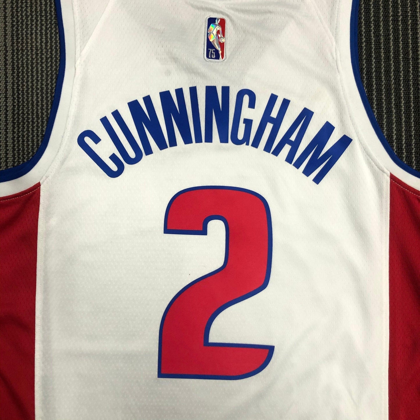 Regata Detroit Pistons Association Edition