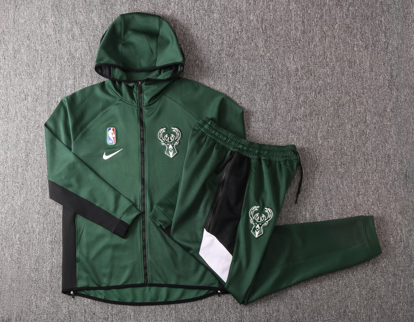 Conjunto Nike NBA Therma Flex Milwaukee Bucks Treino