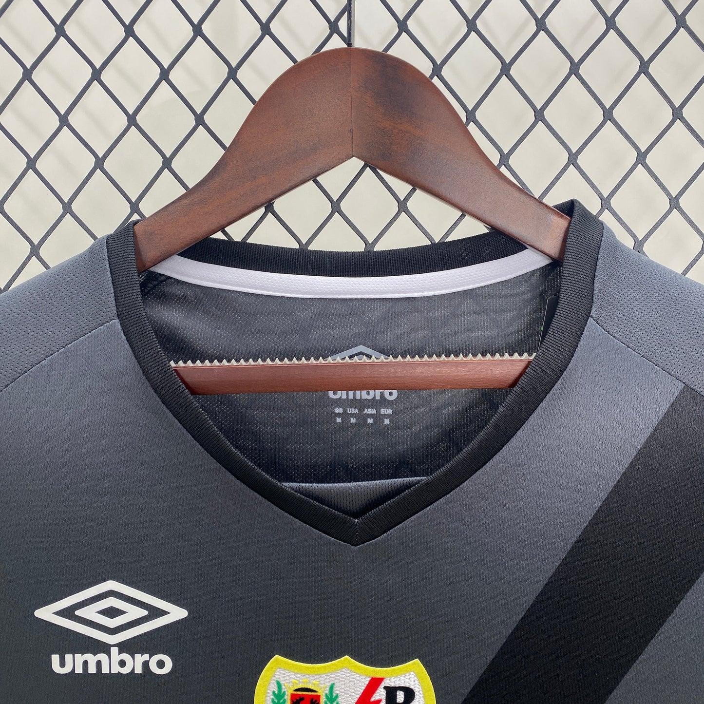 Camisa do Rayo Vallecano 24/25 third