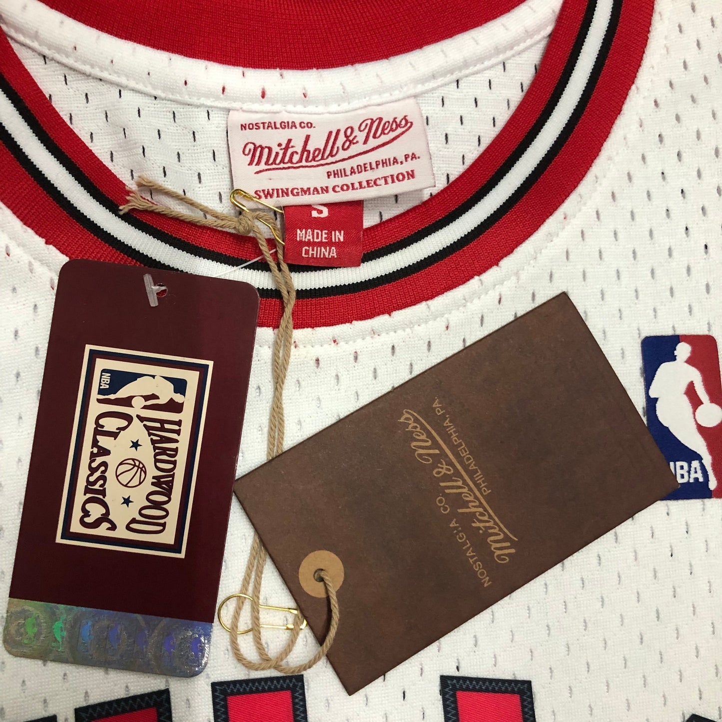 Regata Swingman Chicago Bulls Mitchell & Ness Hardwood Classics 1997/98 Branca
