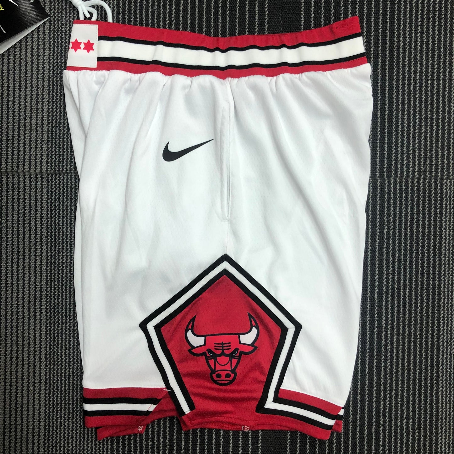 Short Chicago Bulls Association Edition