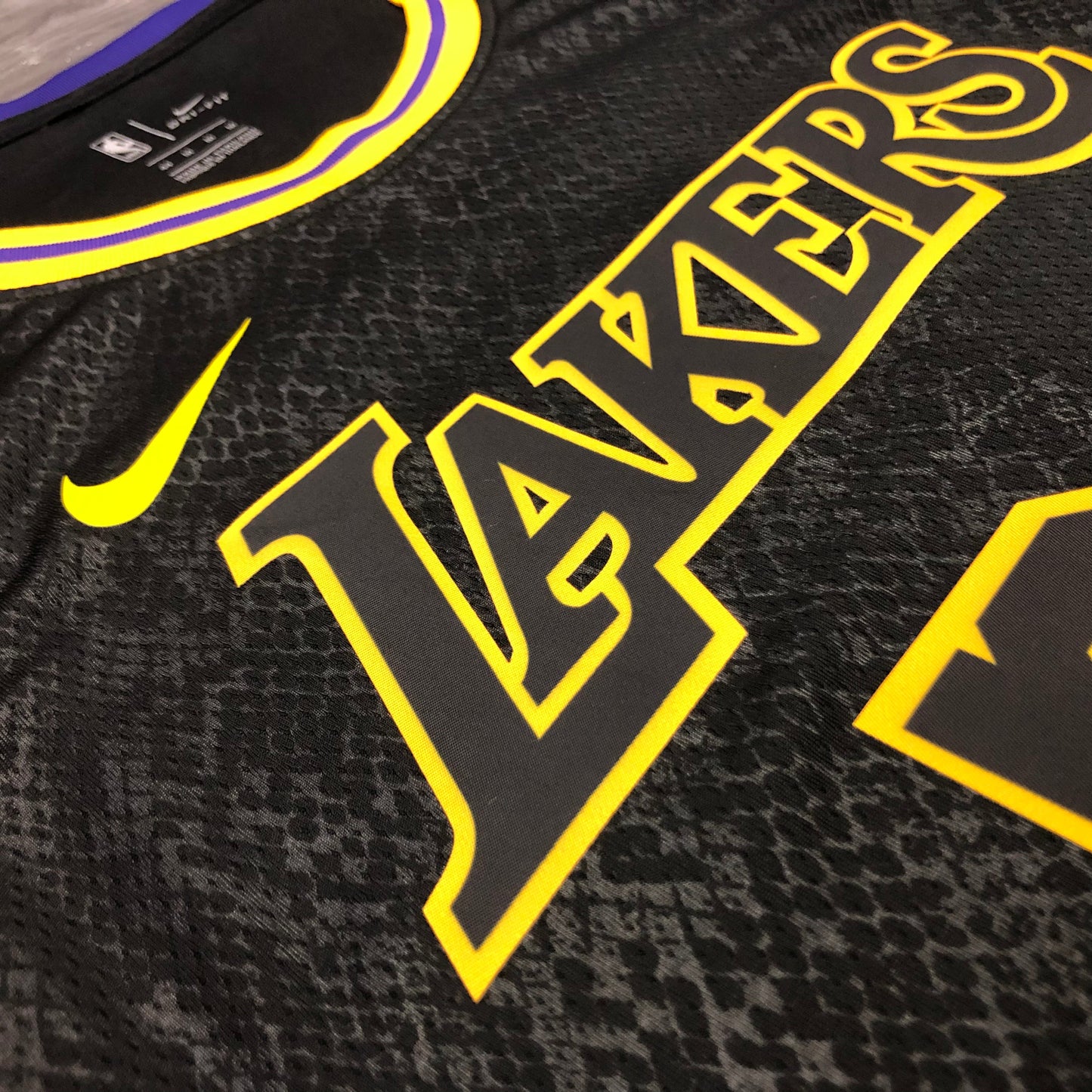 Regata Los Angeles Lakers City Edition MAMBA MENTALITY