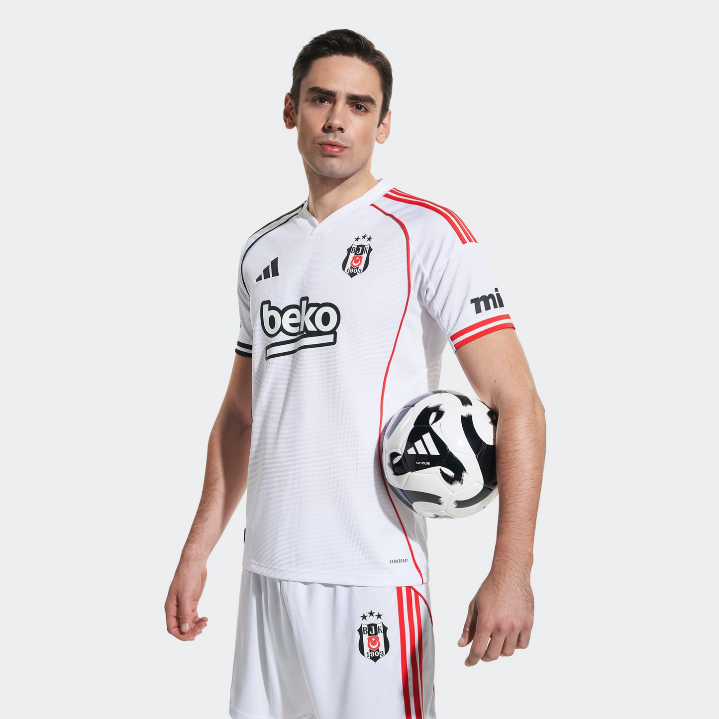 Camisa Beşiktaş Home 25/26