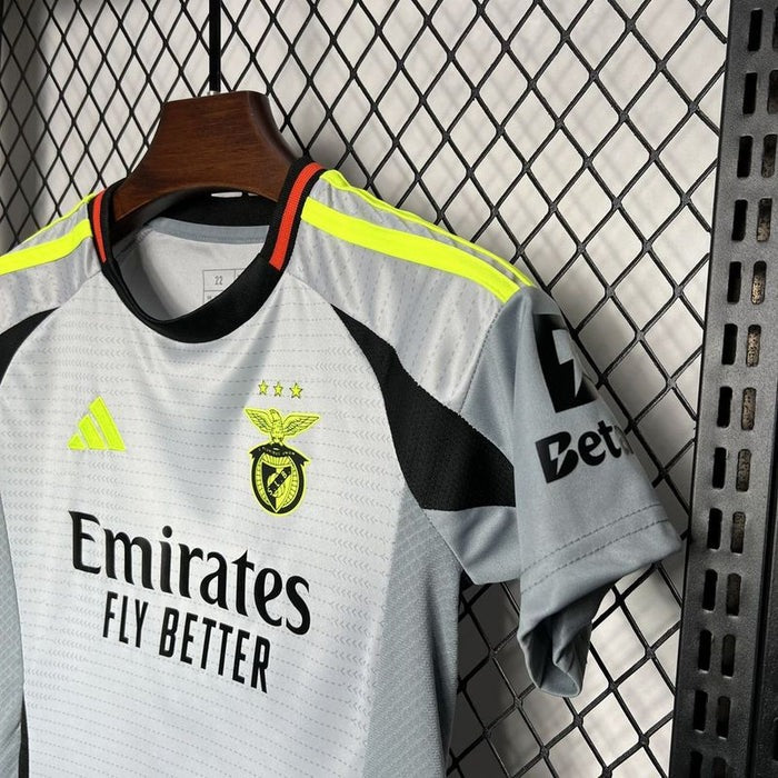 Niño Benfica 24/25 Tercera Equipación