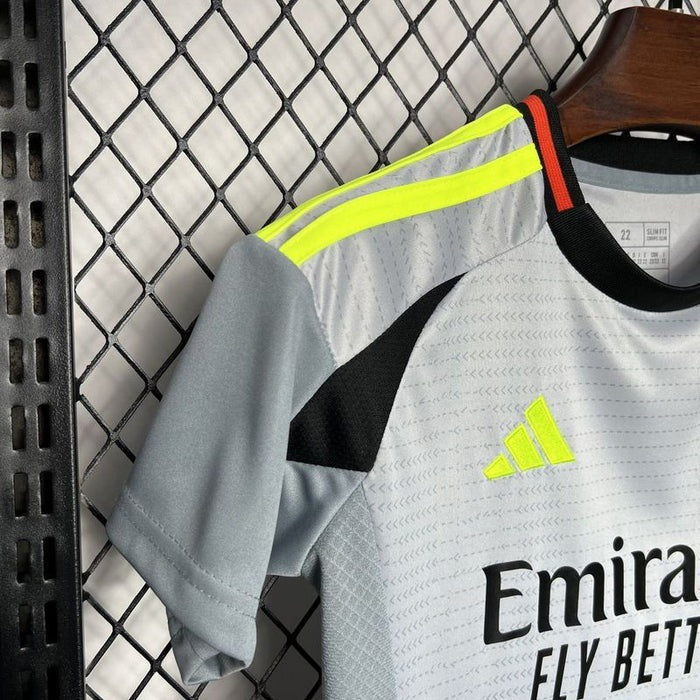 Niño Benfica 24/25 Tercera Equipación