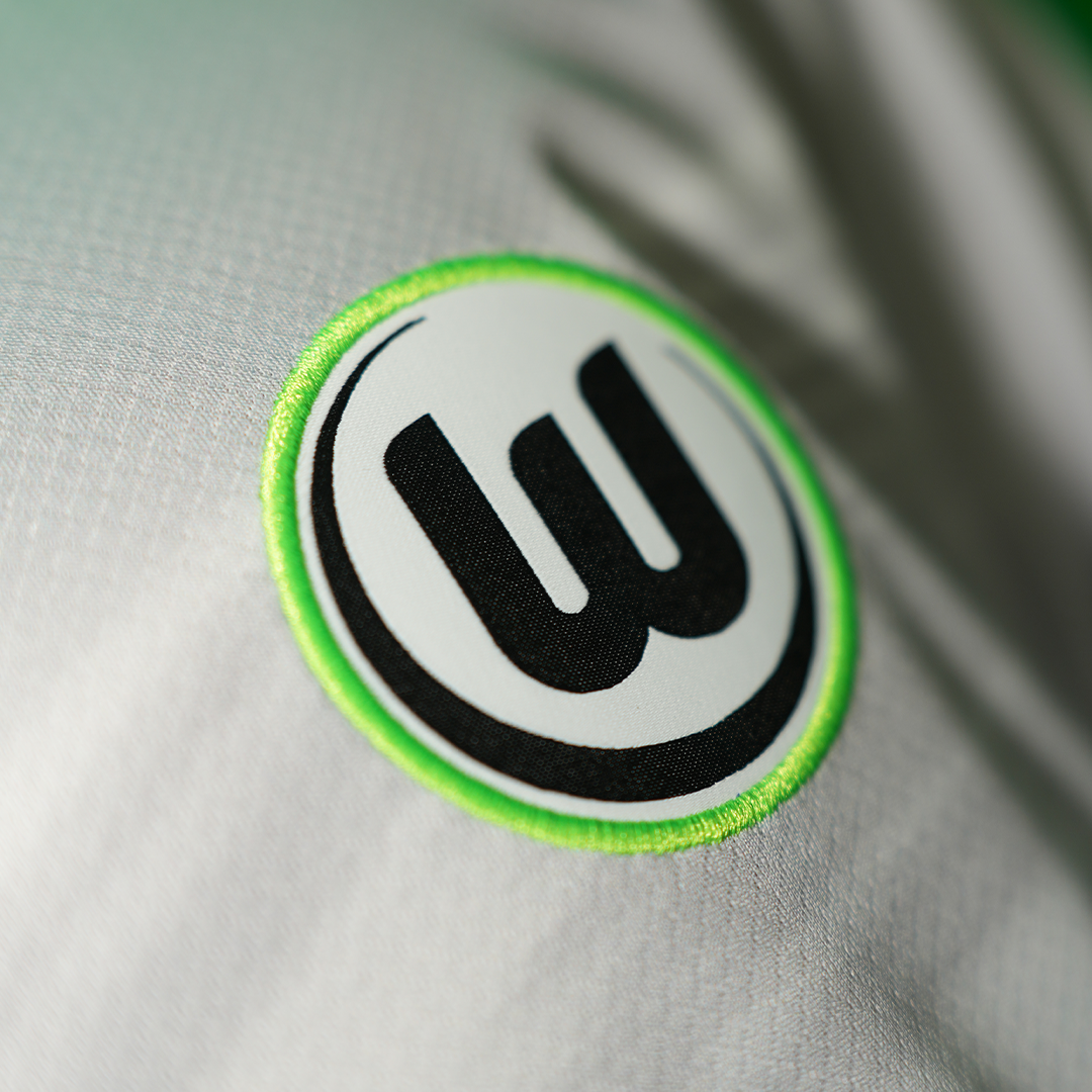 Niño Wolfsburg 25/26 Segunda Equipación