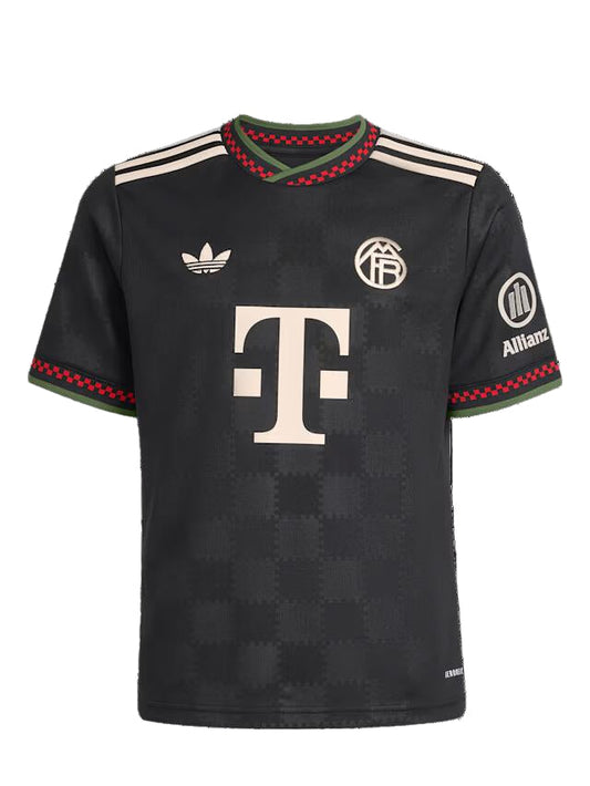 Niño Bayern Munich 25/26 UCL