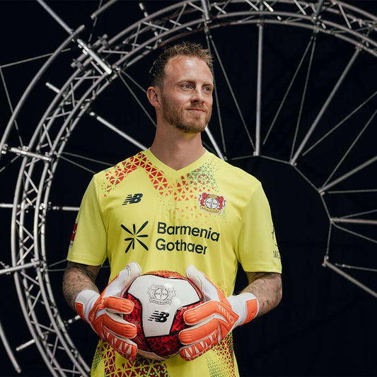 Jersey Bayer Leverkusen Goalkeeper Home 26/27