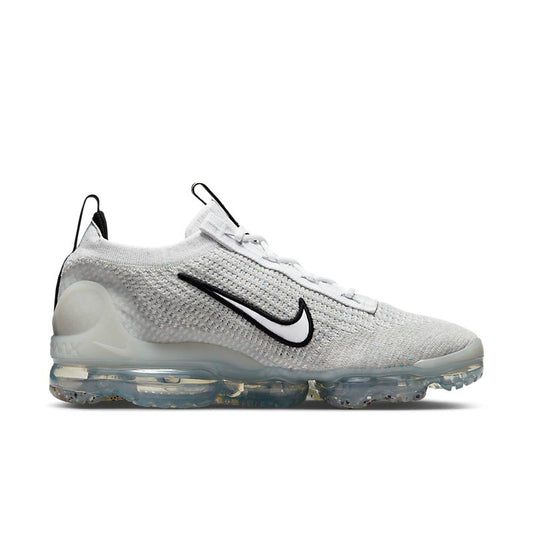 TÊNIS NIKE AIR VAPORMAX FLYKNIT 2021 BRANCO E PRETO