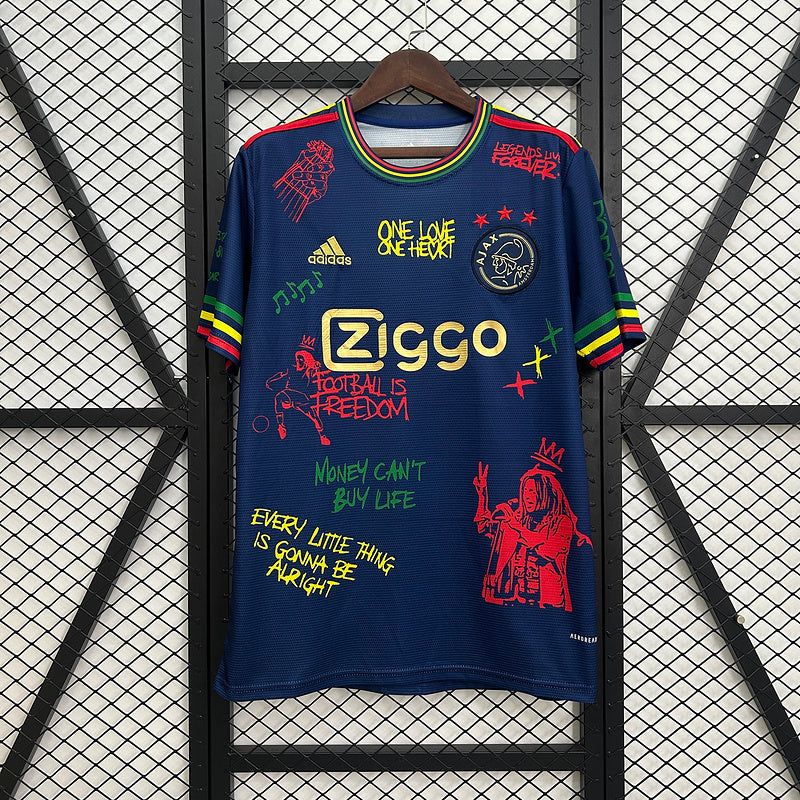 25∕26 Ajax Special Edition
