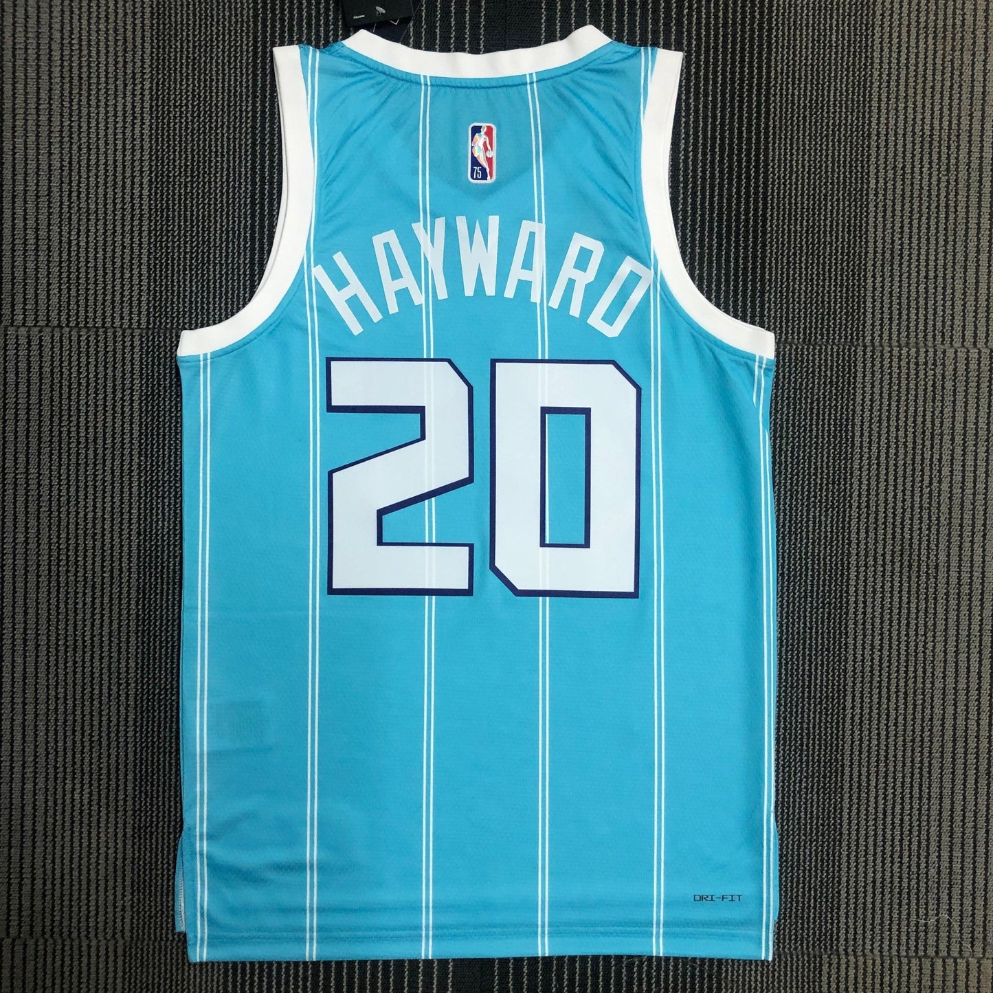 Regata Charlotte Hornets Icon Edition Diamante 75th
