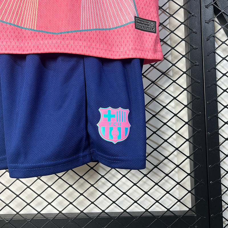 Niño Barcelona l 2025∕26 Special Edition Pink