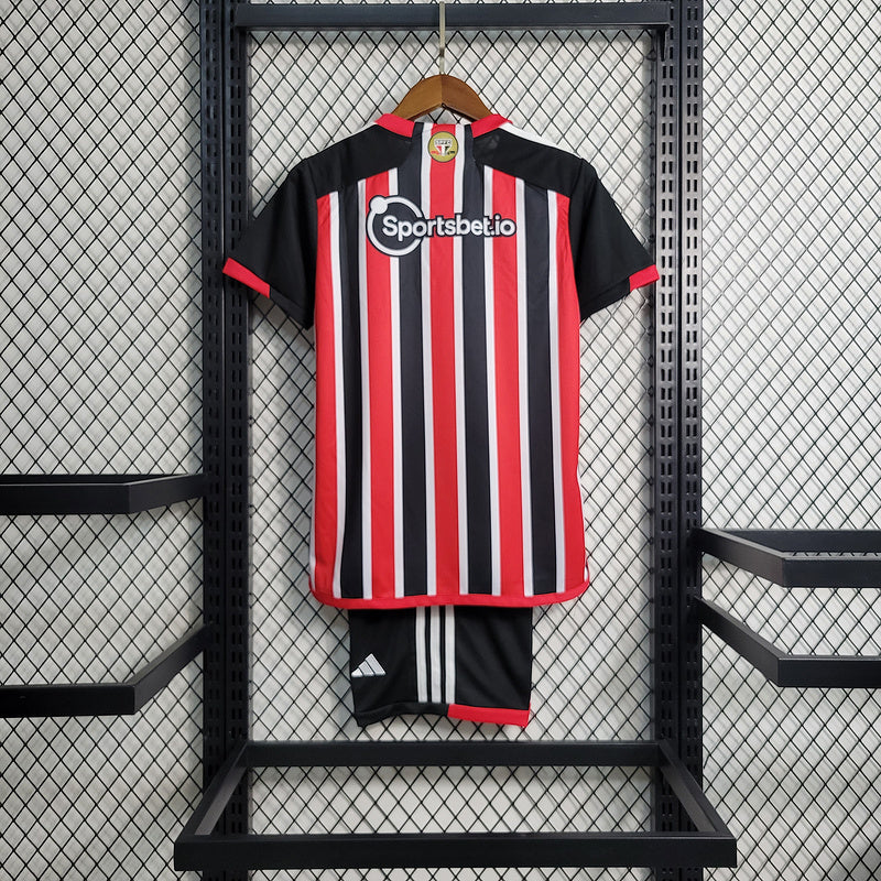 Niño São Paulo ll 2023∕24 Listrada