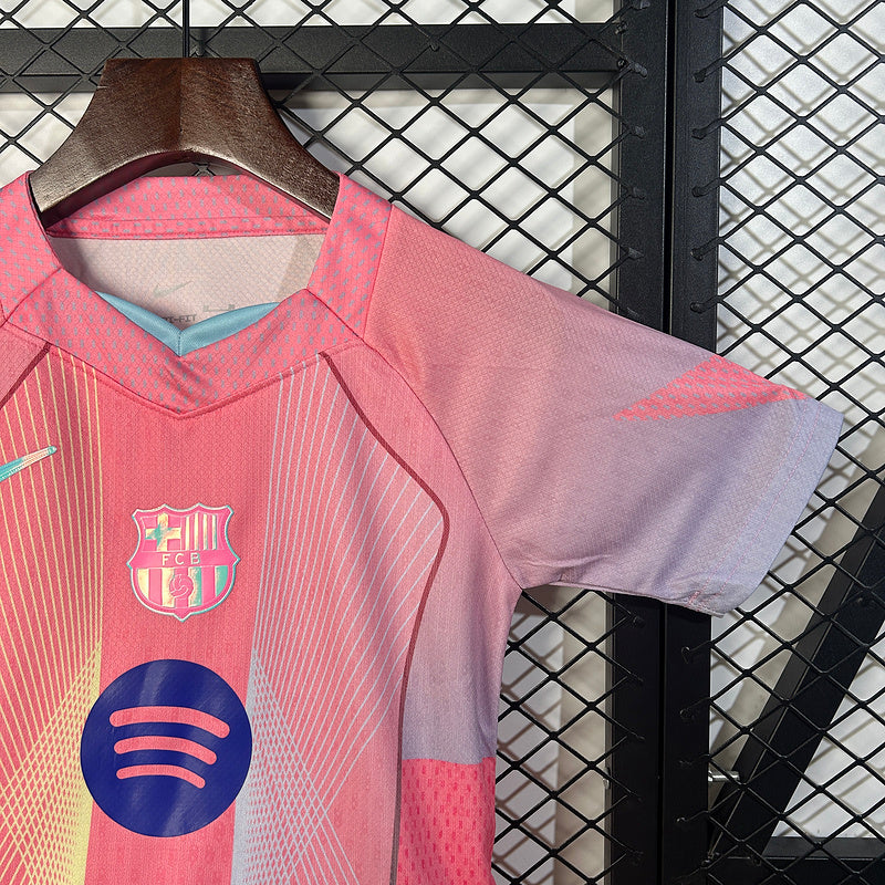Niño Barcelona l 2025∕26 Special Edition Pink