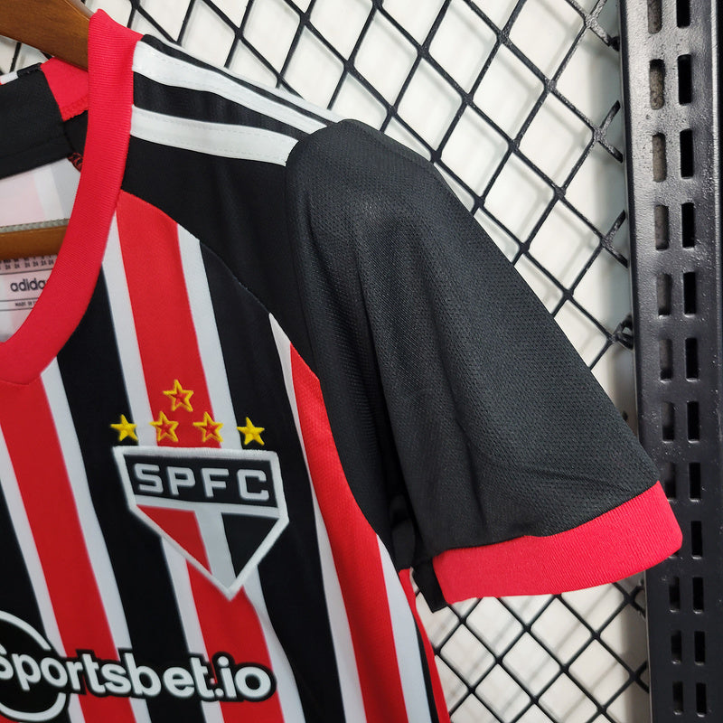 Niño São Paulo ll 2023∕24 Listrada
