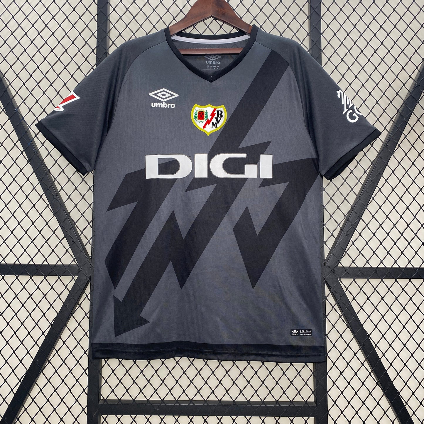 Camisa do Rayo Vallecano 24/25 third