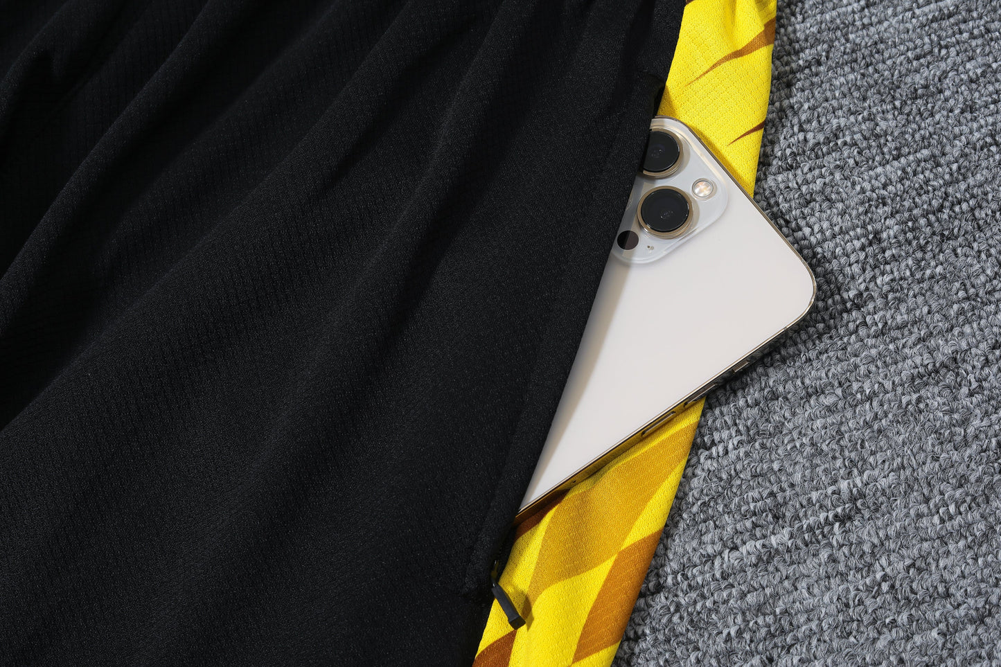 Kit Camisa e Short Borussia Dortmund - Puma 24/25