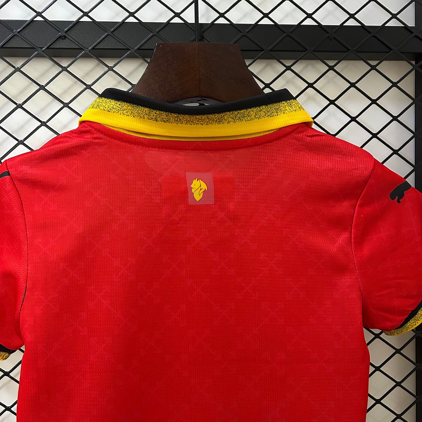 Niño Milan 25/26 Co-Oficial Edition - Vermelho