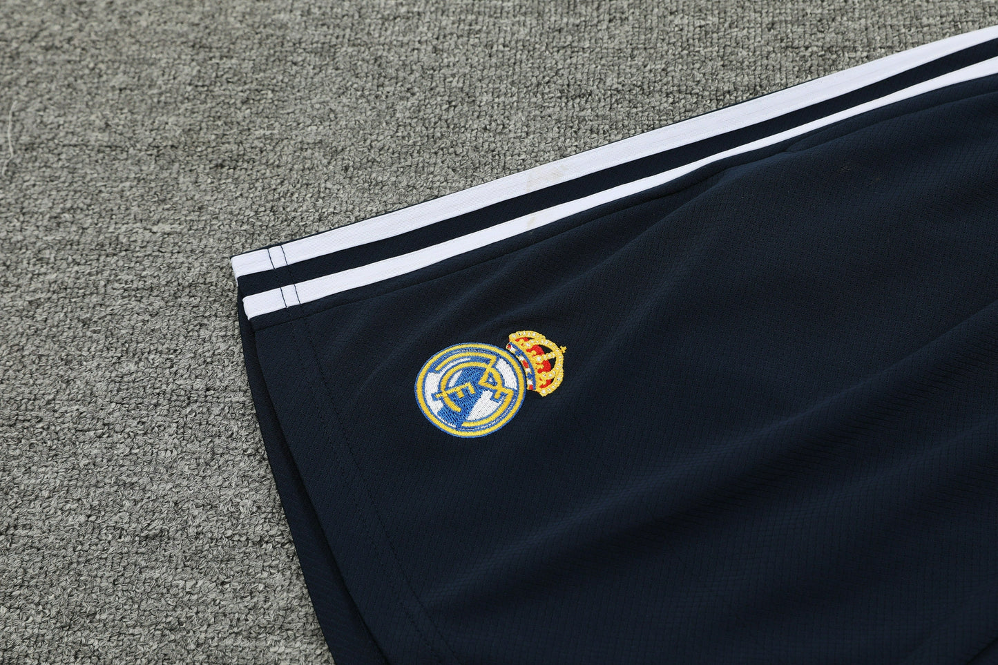 Kit Camisa e Short Real Madrid - Adidas 24/25