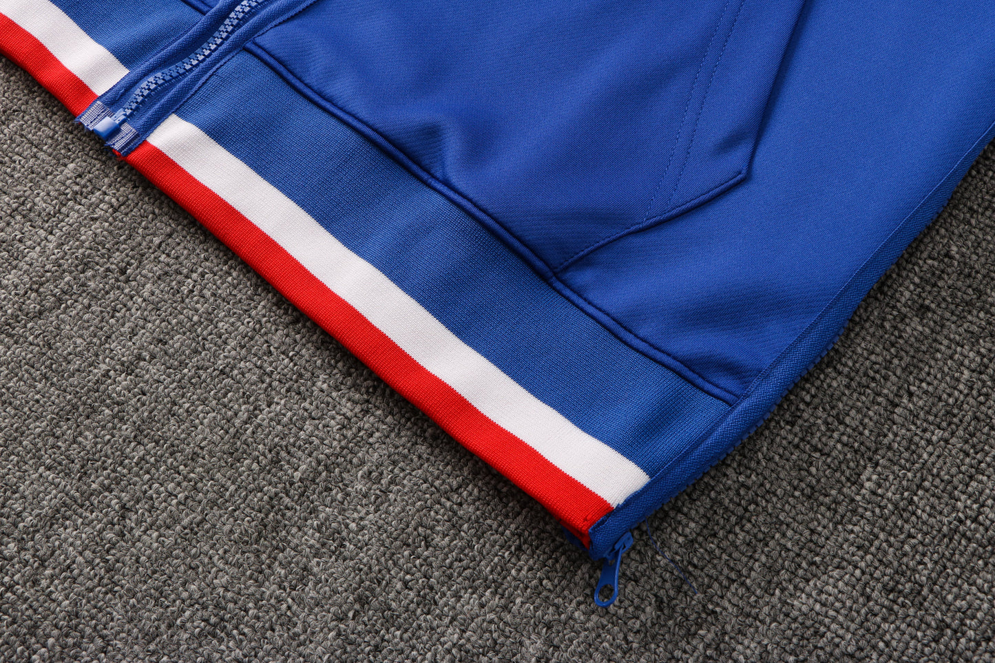 Conjunto Nike NBA Therma Flex Detroit Pistons 21/22