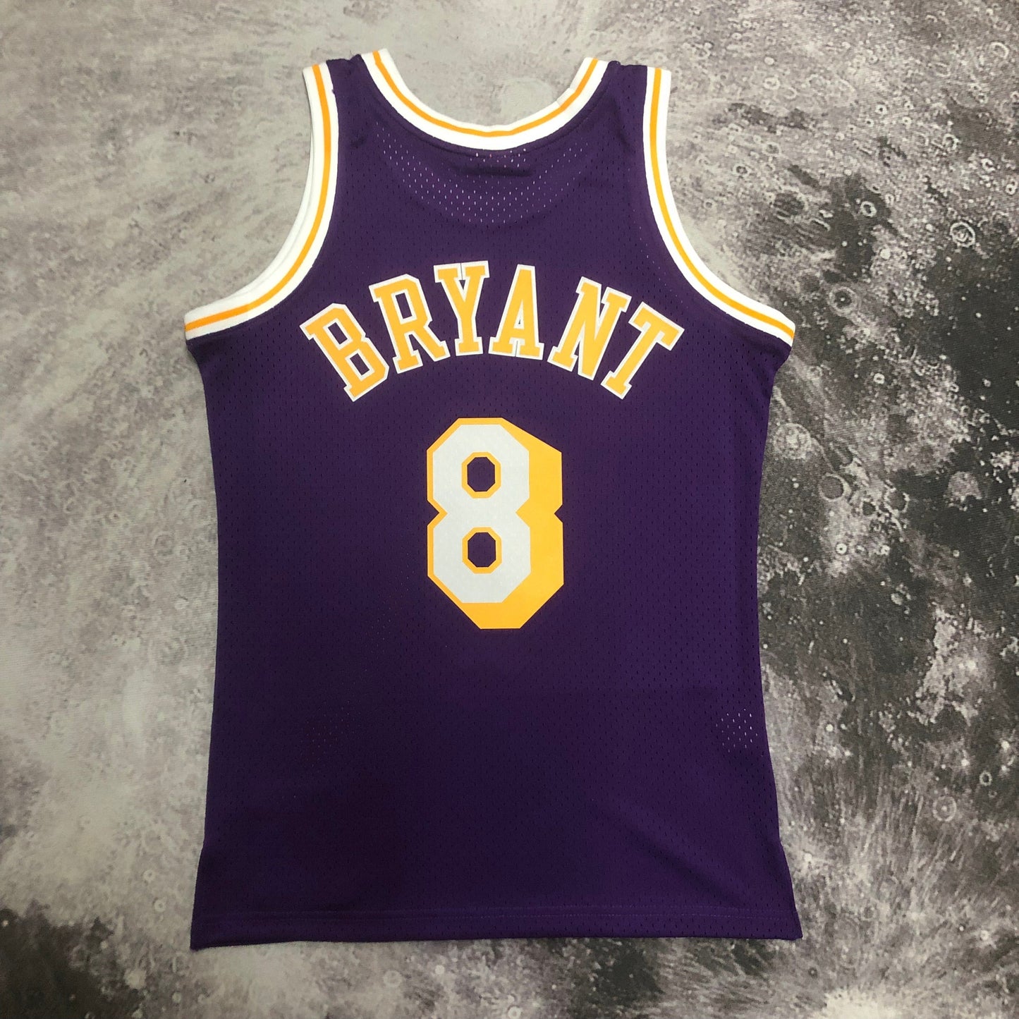 Regata Swingman Los Angeles Lakers Mitchell & Ness Roxa Hardwood Classics 1996/97