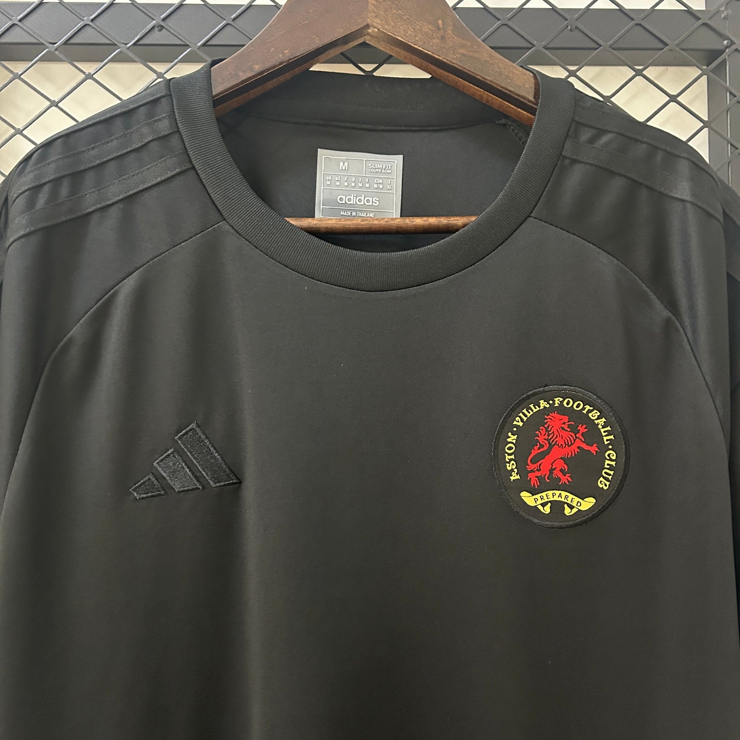 Camisa Aston Villa 25/26 125th Anniversary Black