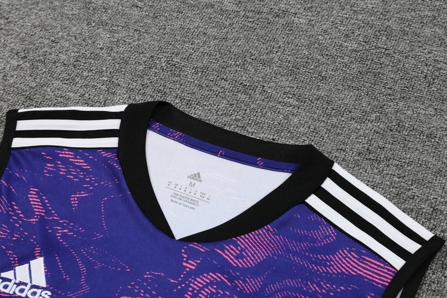 Kit Camisa Regata e Short Juventus 23/24